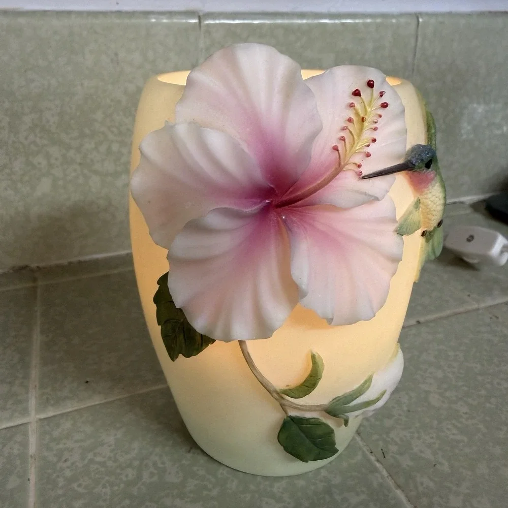 Ibis & Orchid‎ Hummingbird Hibiscus Accent Night Light Lamp Sculpted Resin 5in